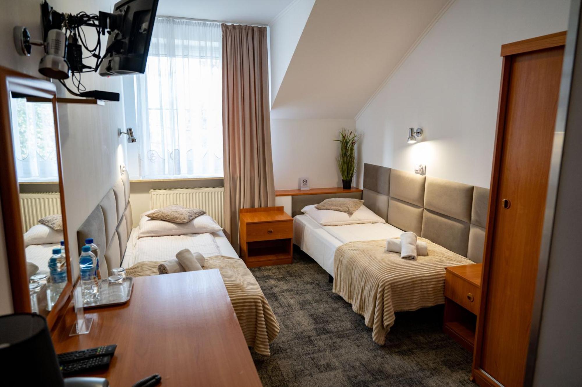 Hotel Duet Chełm Exterior foto